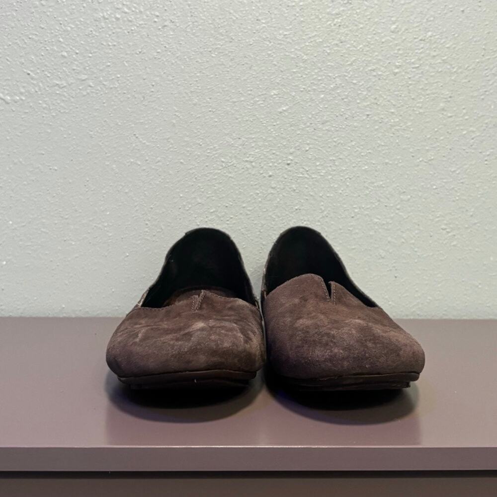 Born Women's Gray Suede Driving Moc Loafers Round Toe Slip On Flats Size 7.5 - Picture 2 of 10